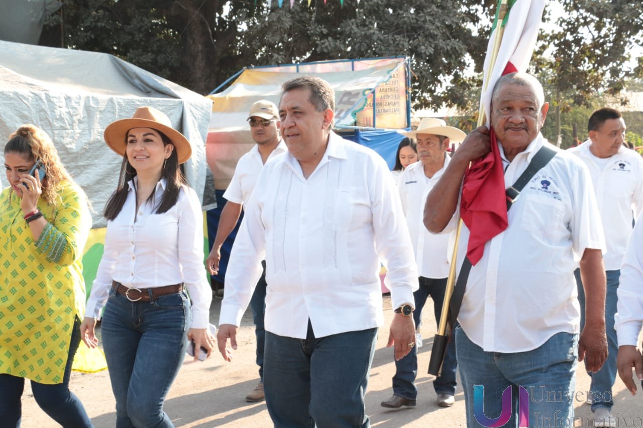 A las comunidades rurales de Apatzingán les irá mejor en el 2023: José Luis Cruz Lucatero.