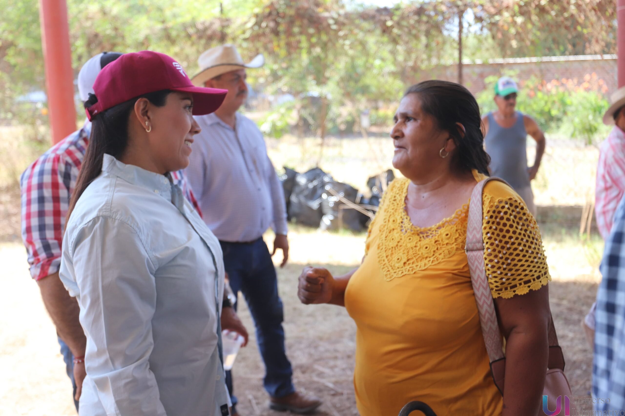 Reparaciones y servicios de primera necesidad en la comunidad de El Alcalde en Apatzingán.