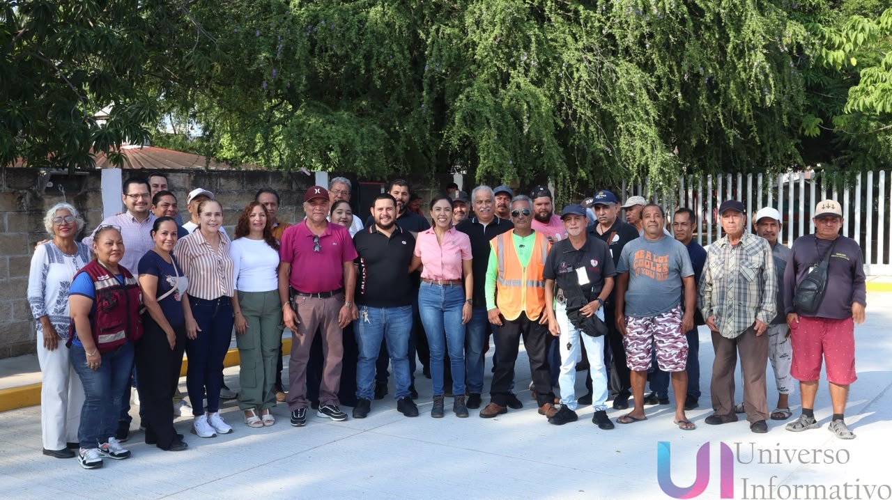 Fanny Arreola y miembros del Cabildo aperturan estacionamiento del Parque Amanecer en beneficio de familias y locatarios del Mercado Ignacio López Rayón.